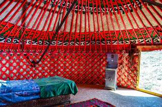 Гостевой дом Feel Nomad Yurt Camp Ak-Say Четырехместный номер-2